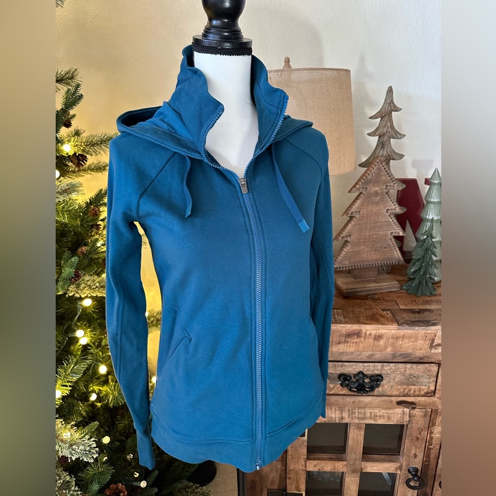 Athleta Triumph Hoodie